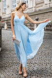 Robe bleu ciel en mousseline de soie plissée avec lacets dans le dos