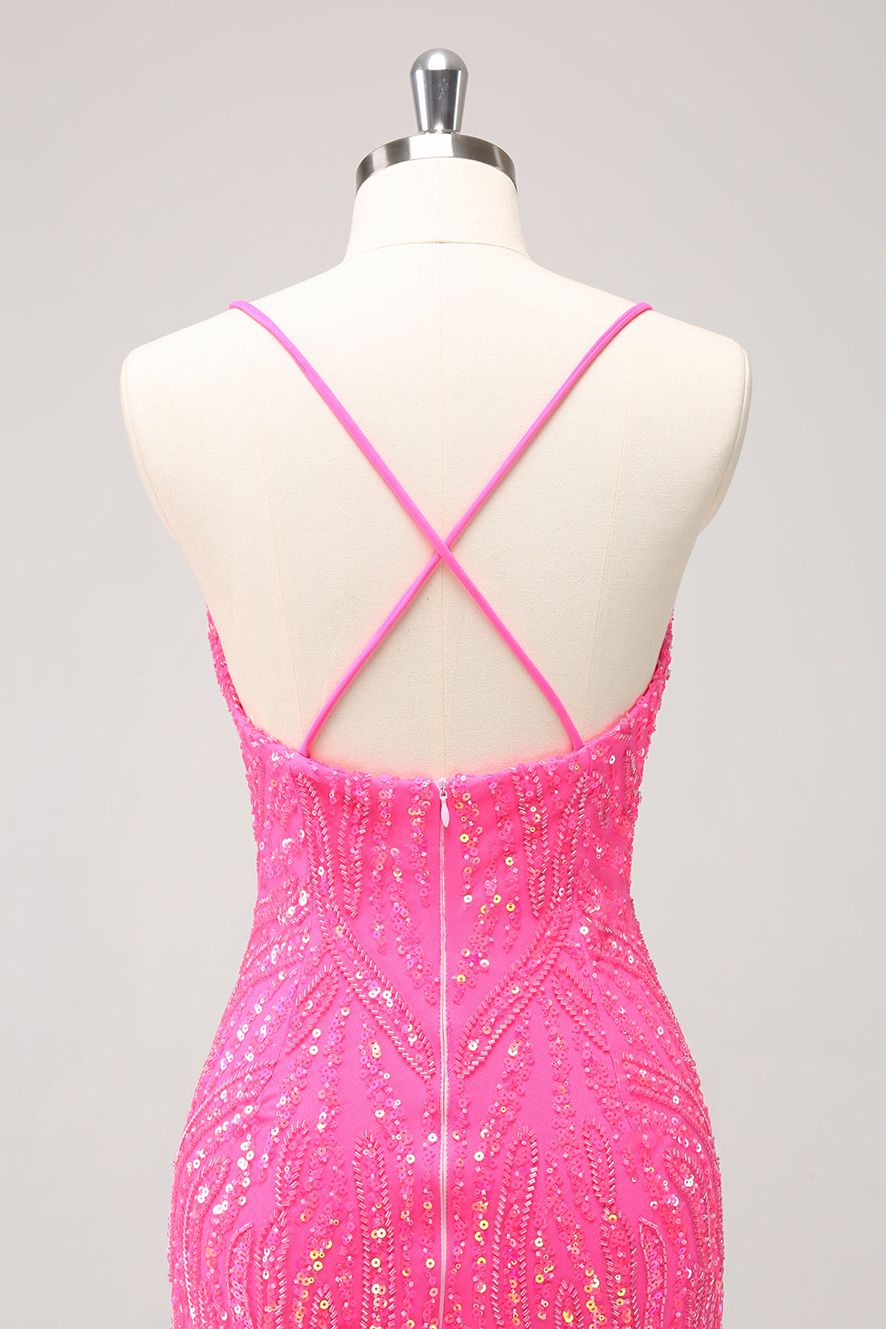 Robe de bal à col en V à paillettes dorées scintillantes avec franges