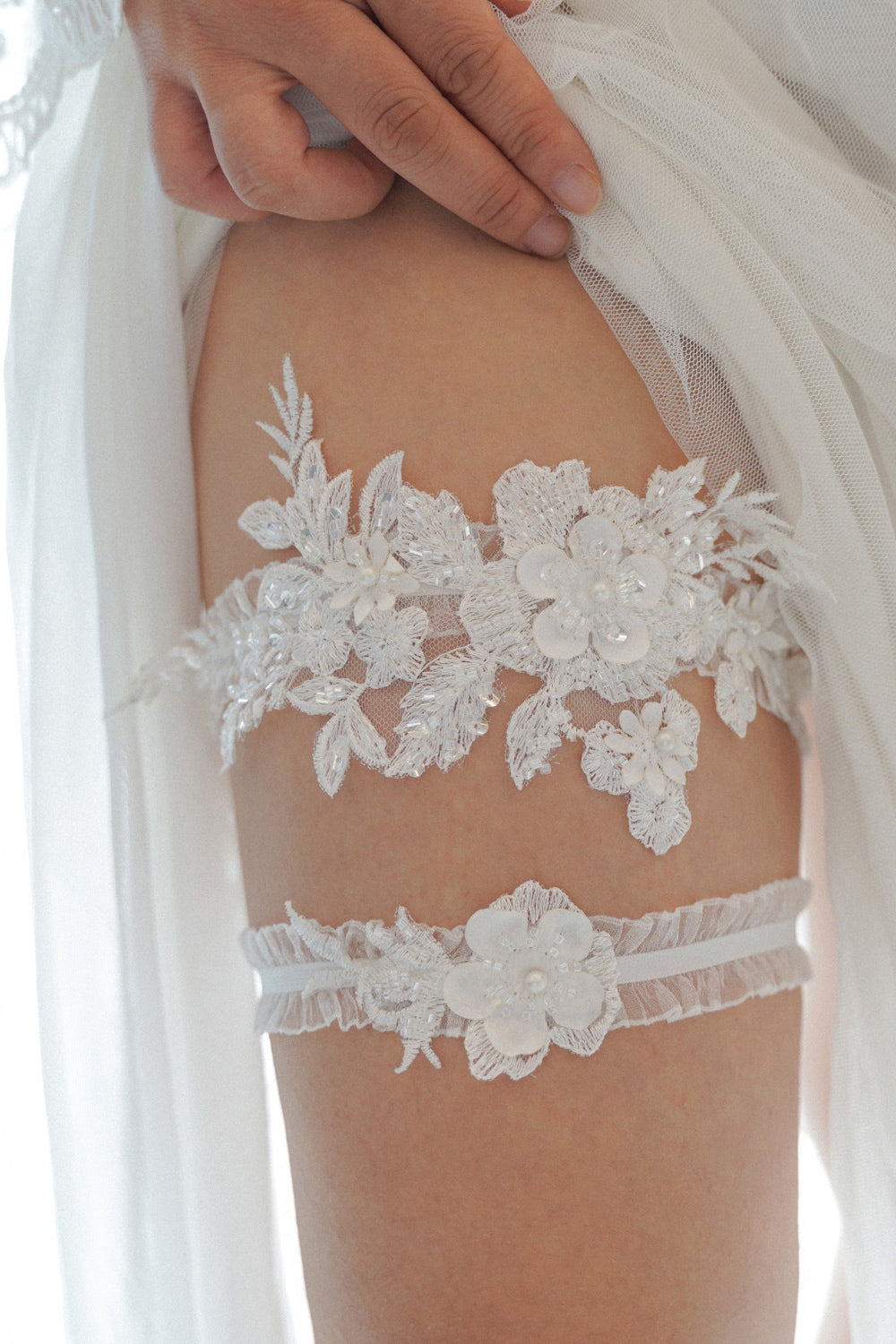 Ensemble jarretière en dentelle de mariée avec broderie