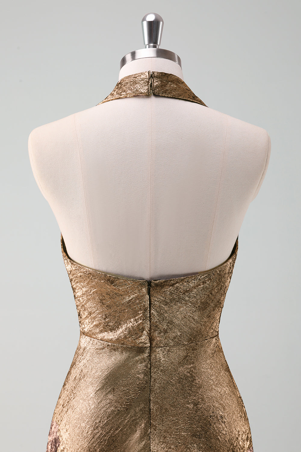 Robe d’invitée de mariage midi dos nu doré sirène