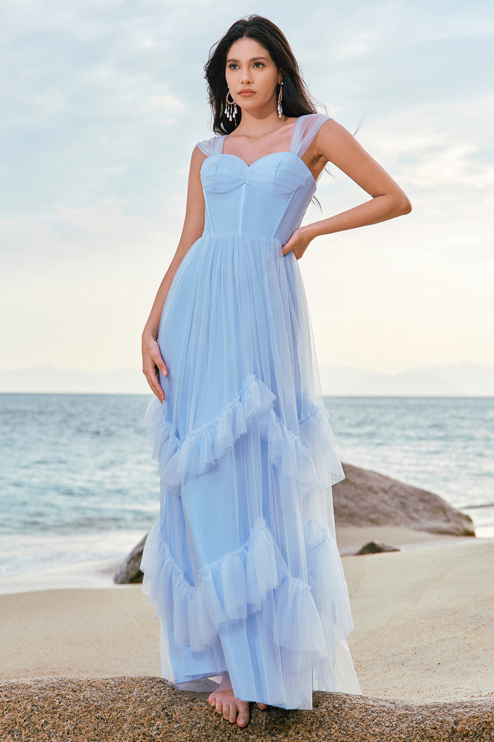 Robe de demoiselle d’honneur corset en tulle bleu avec volants
