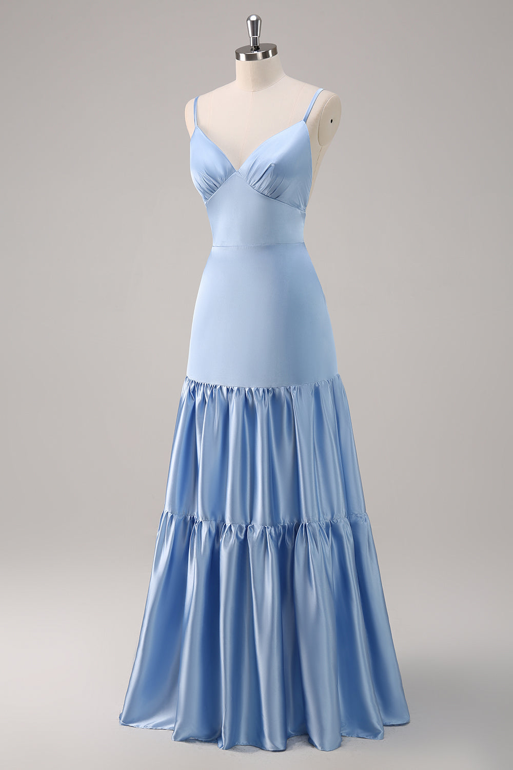 Robe de demoiselle d’honneur longue en satin à bretelles spaghetti trapèze bleu ciel