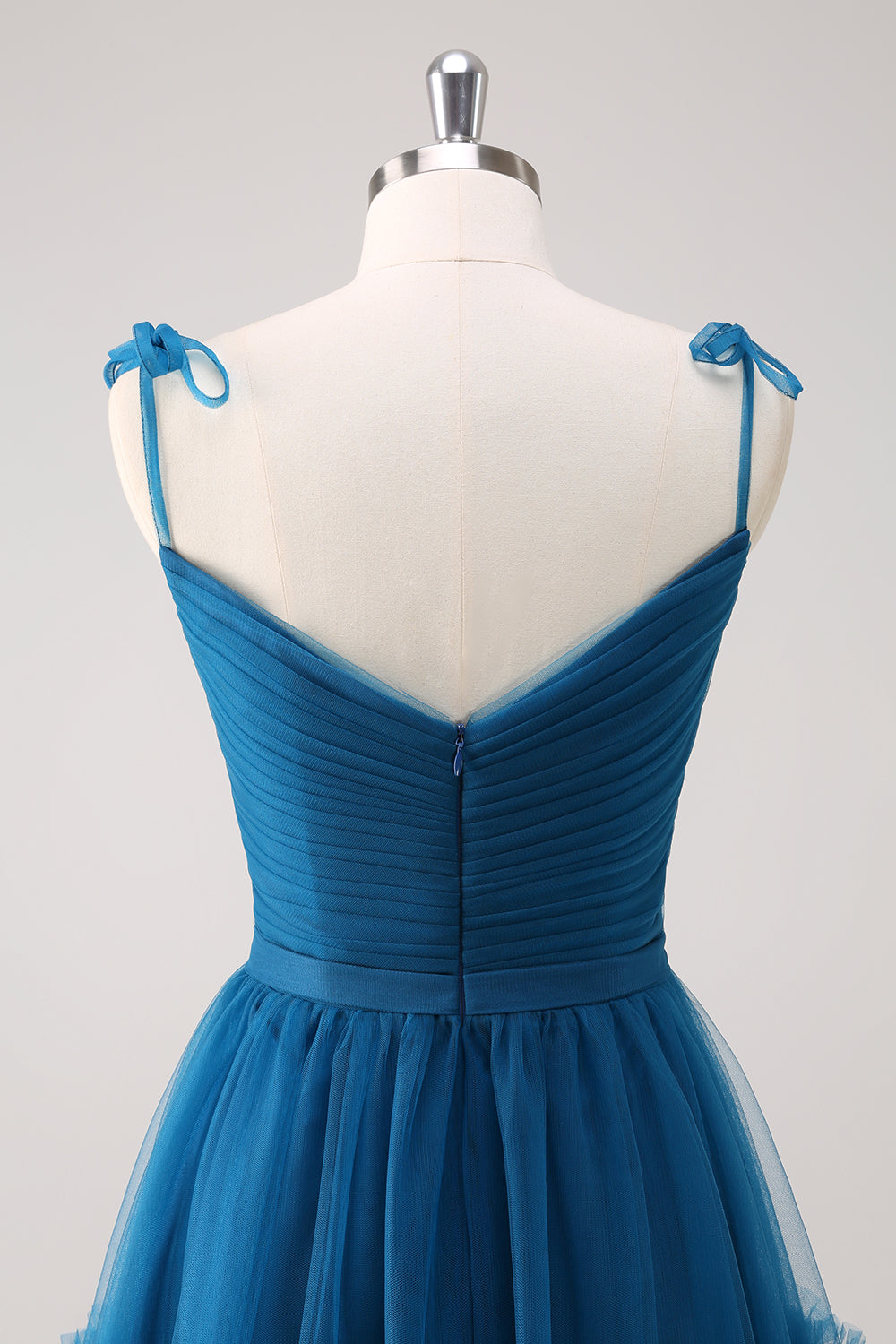 Robe de demoiselle d’honneur longue en tulle a-ligne à bretelles spaghetti bleu foncé