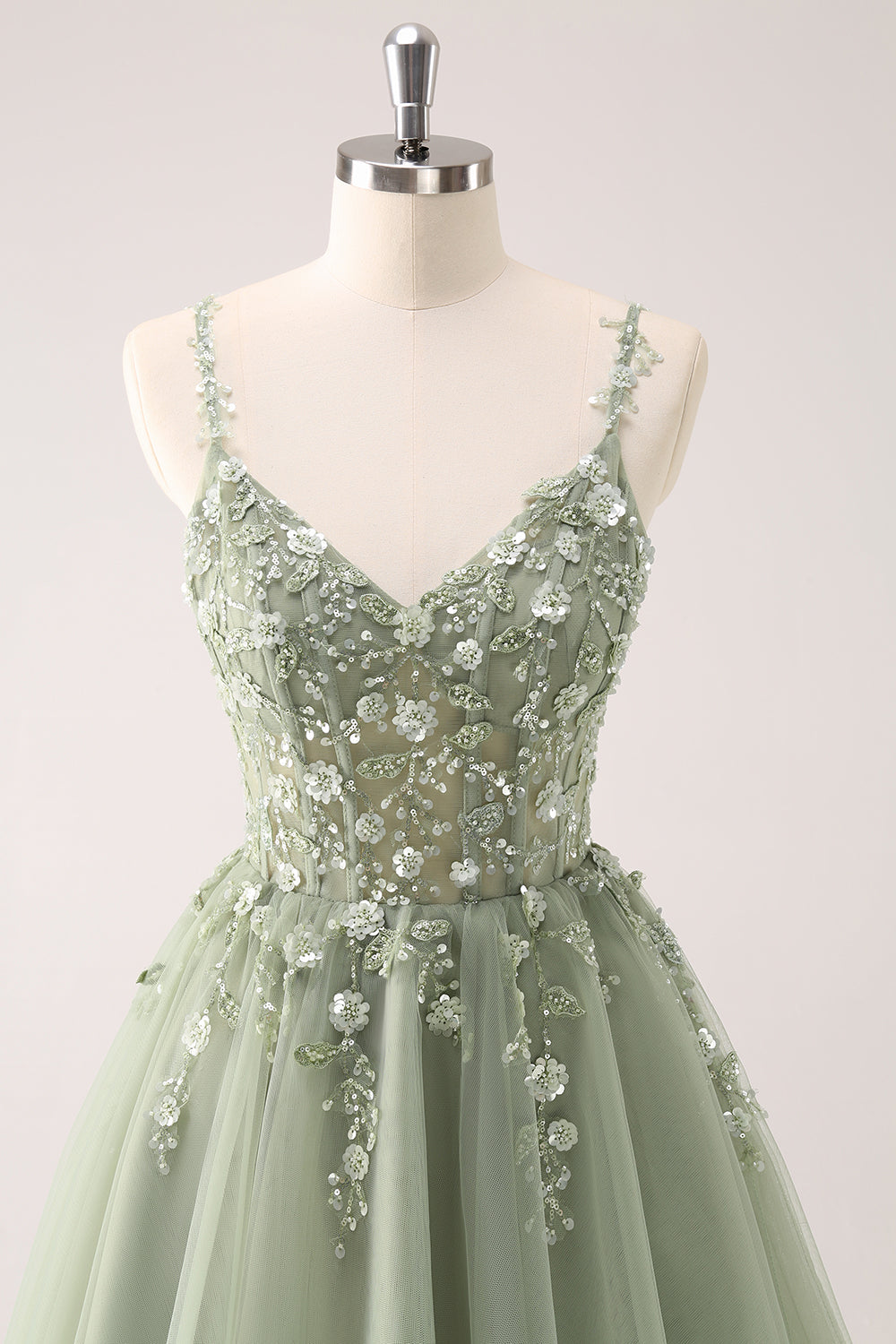 Robe de soirée Court trapèze à bretelles spaghetti en tulle et paillettes avec appliques