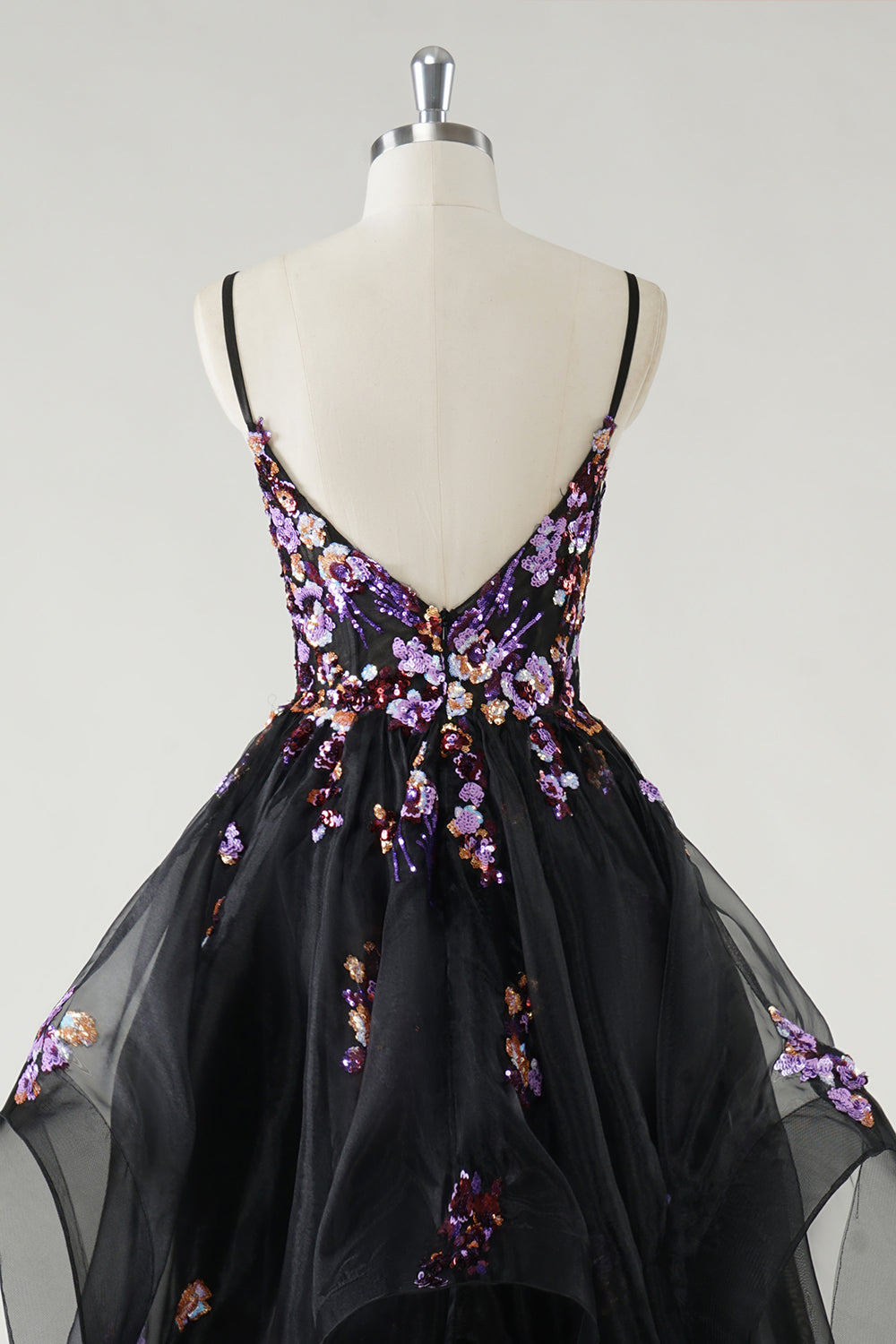 Une ligne profonde à col en V Robe De Soirée noire longue avec appliques à paillettes