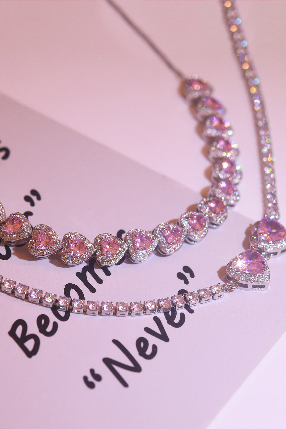 Collier strass coeur scintillant rose