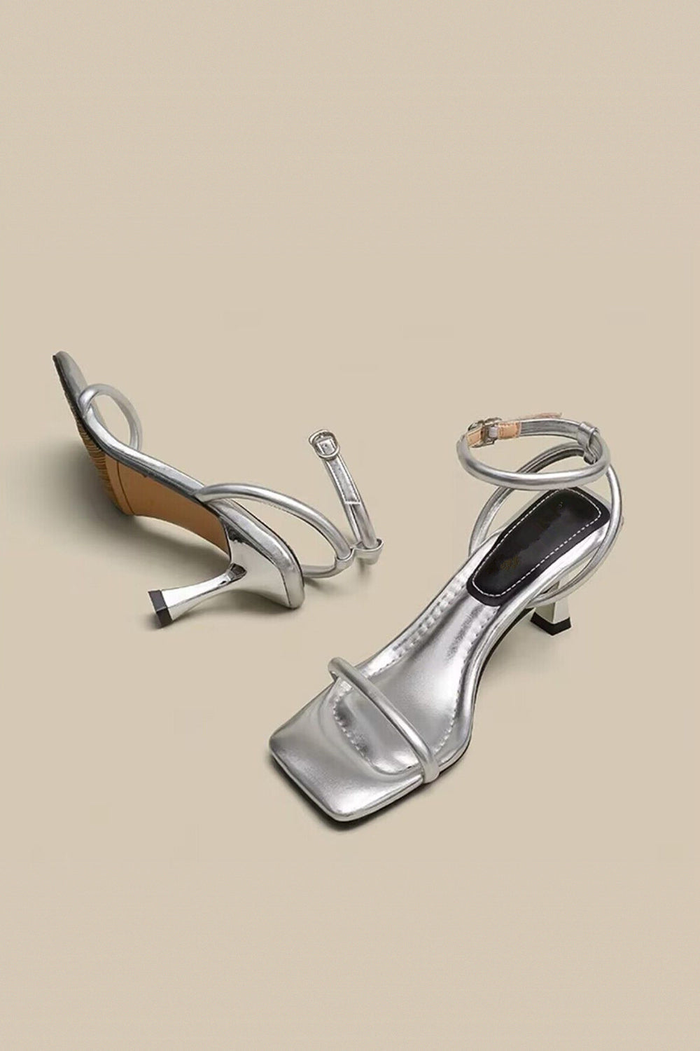 Sandales à talons hauts à bride de cheville en cuir PU noir