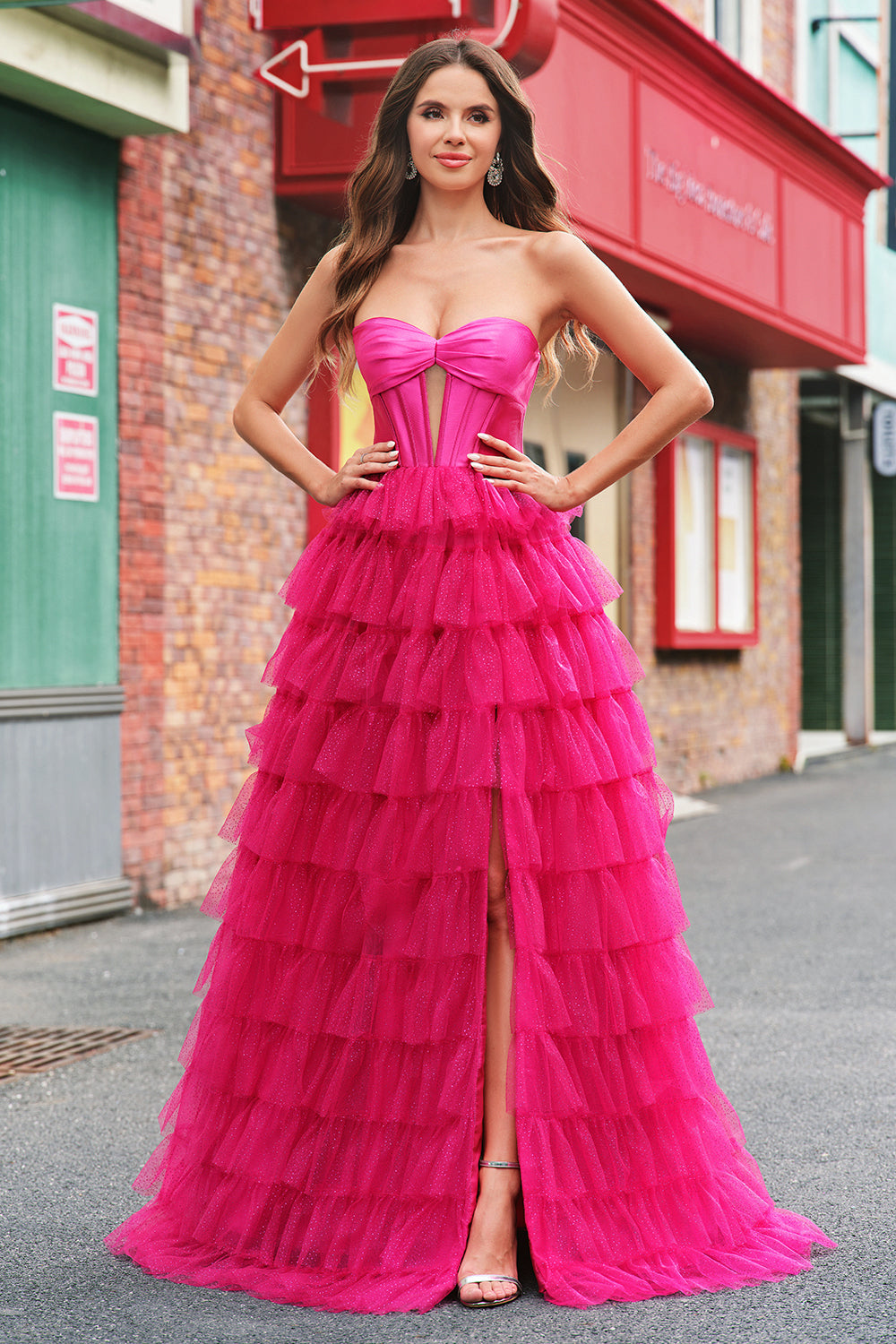 Princesse fuchsia Robe bustier sans bretelles découpées en tulle à plusieurs niveaux