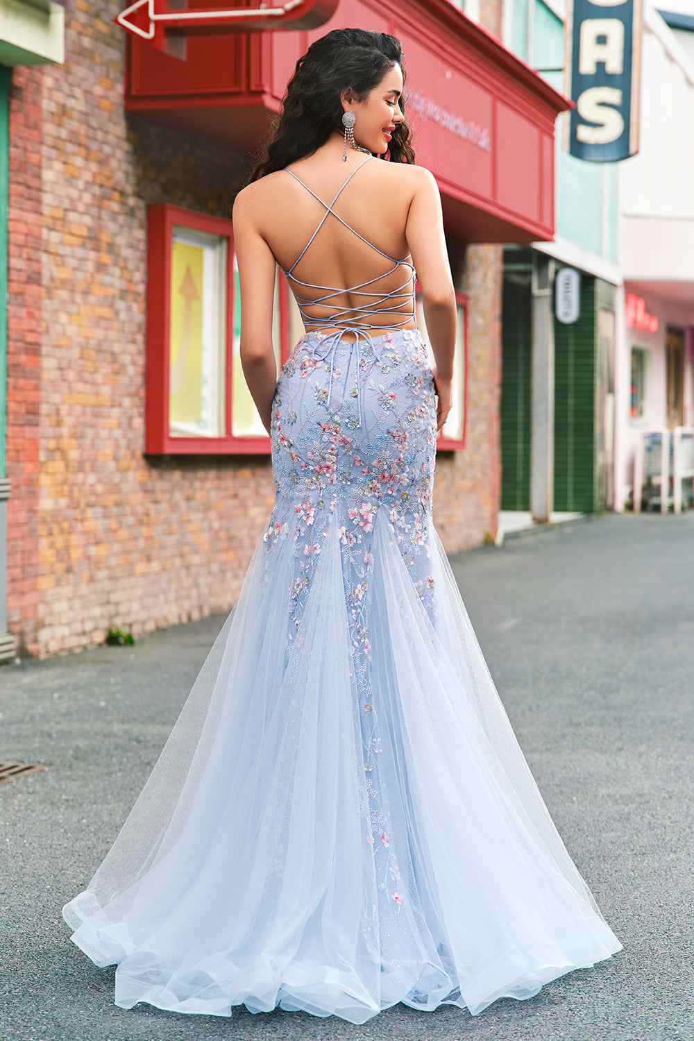 Robe De Soirée en tulle bleu clair perlée sirène sirène à bretelles spaghetti