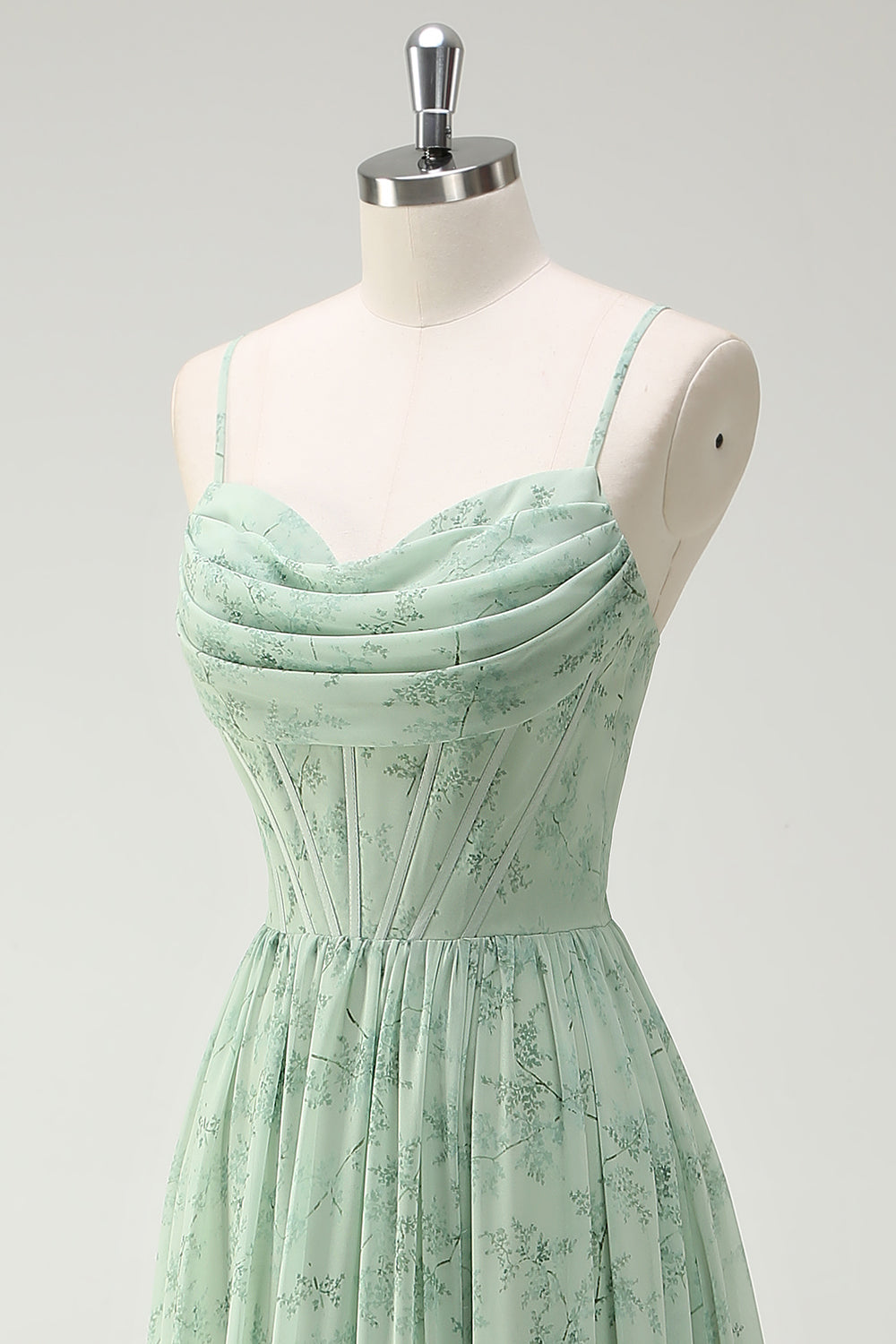 Robe de demoiselle d'honneur longue à bretelles spaghetti et imprimé floral vert avec fente