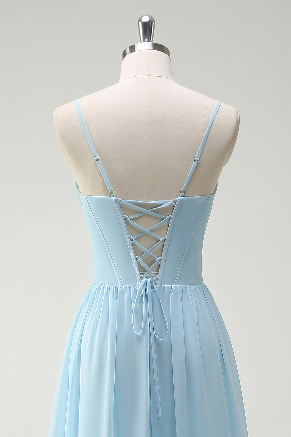 Robe de demoiselle d'honneur longue à bretelles spaghetti et imprimé floral vert avec fente