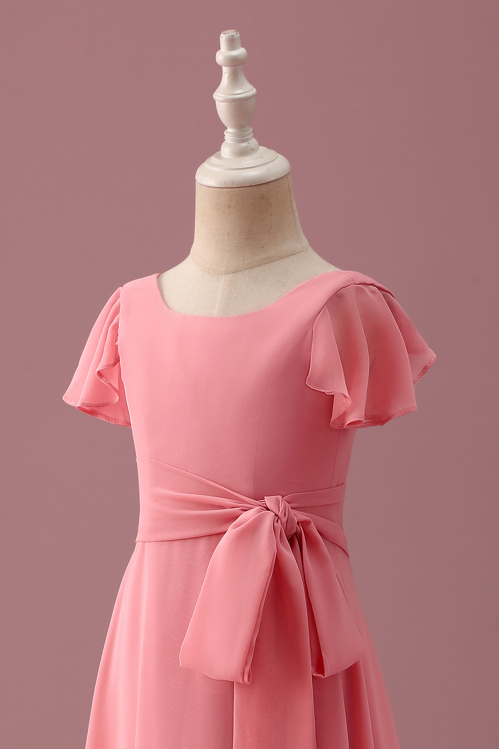 Mousseline de soie corail à manches courtes Une ligne Junior Demoiselle d’honneur Robe avec Bowknot