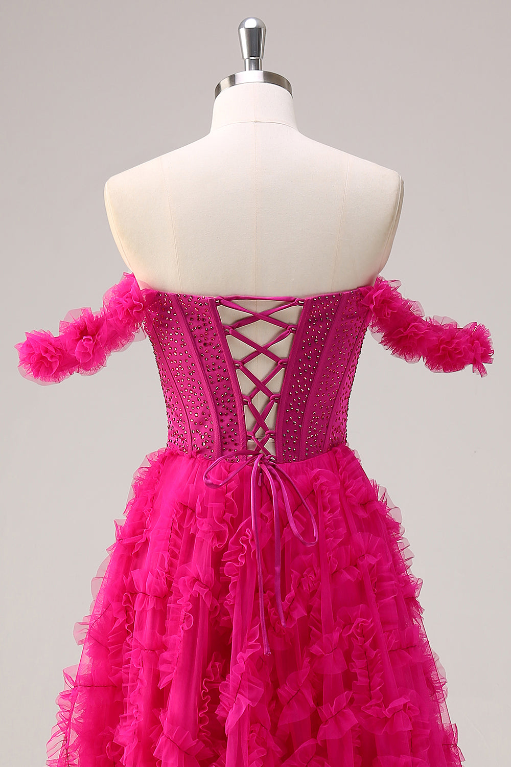 Robe de bal corset longue à épaules dénudées à plusieurs niveaux fuchsia avec perles