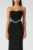Robe formelle noire sans bretelles corset fourreau à paillettes
