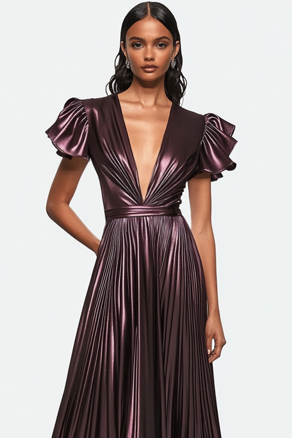 Robe formelle en satin métallisé plissé violet poussiéreux à col en V