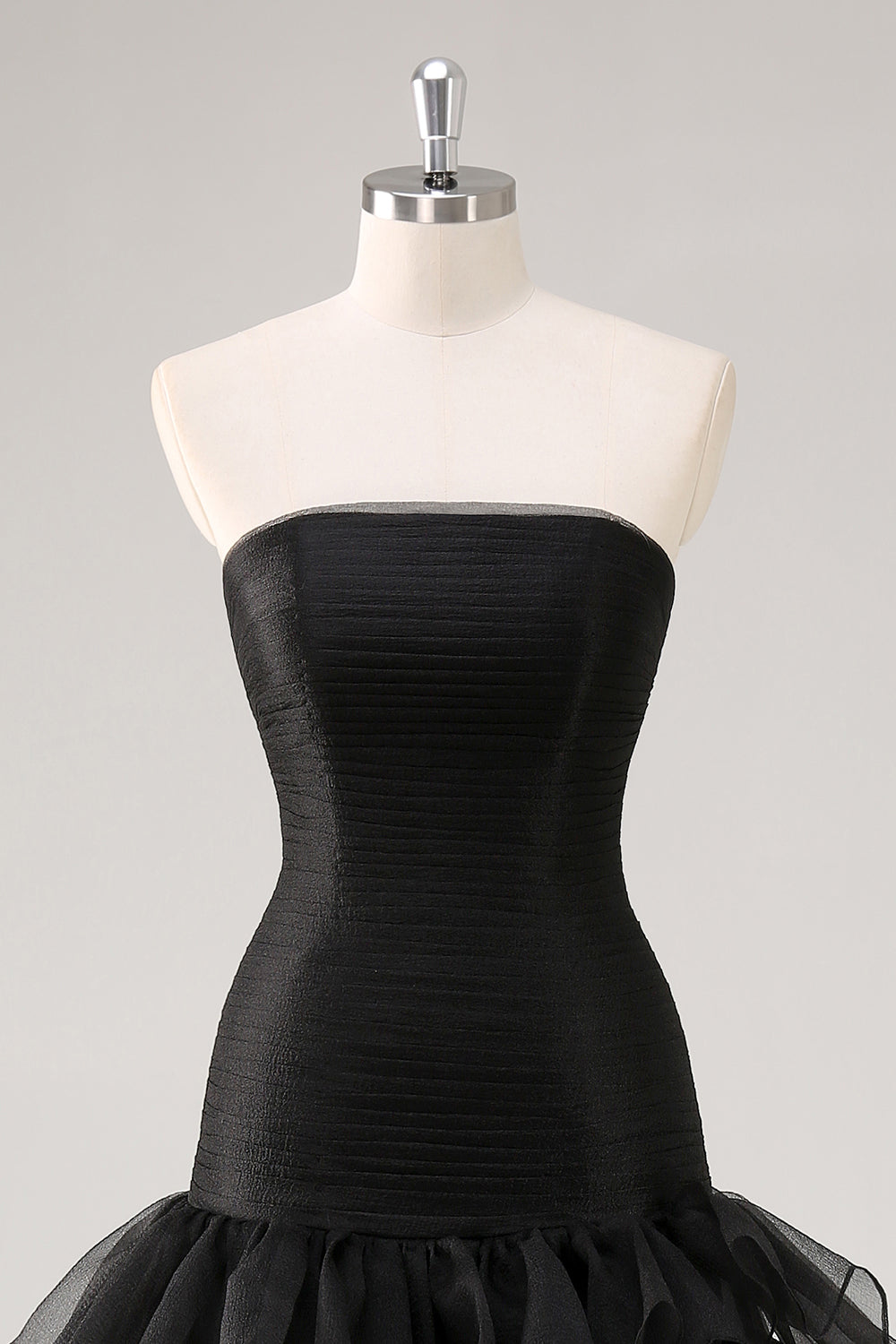 Robe formelle à volants en tulle sans bretelles noir