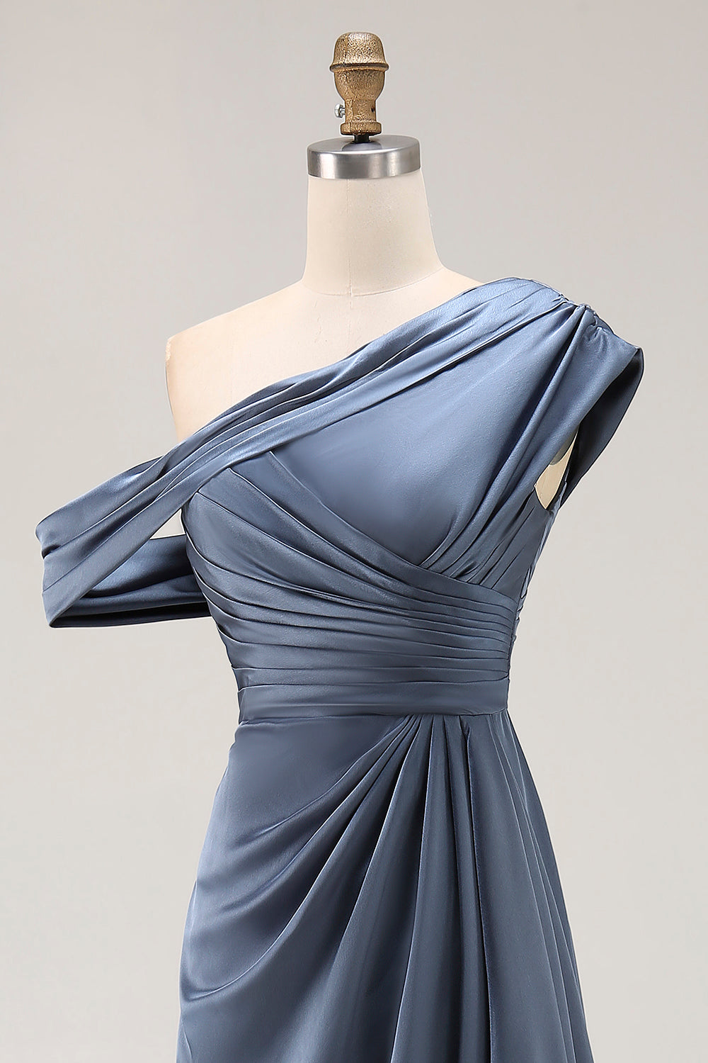 Sirène gris bleu une épaule Satin froncé Mère de la mariée robe à volants