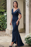 Robe longue mère de la mariée en satin col V bleu marine