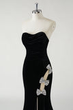 Robe longue formelle en velours noir sans bretelles scintillante avec fente haute (pas de gants)