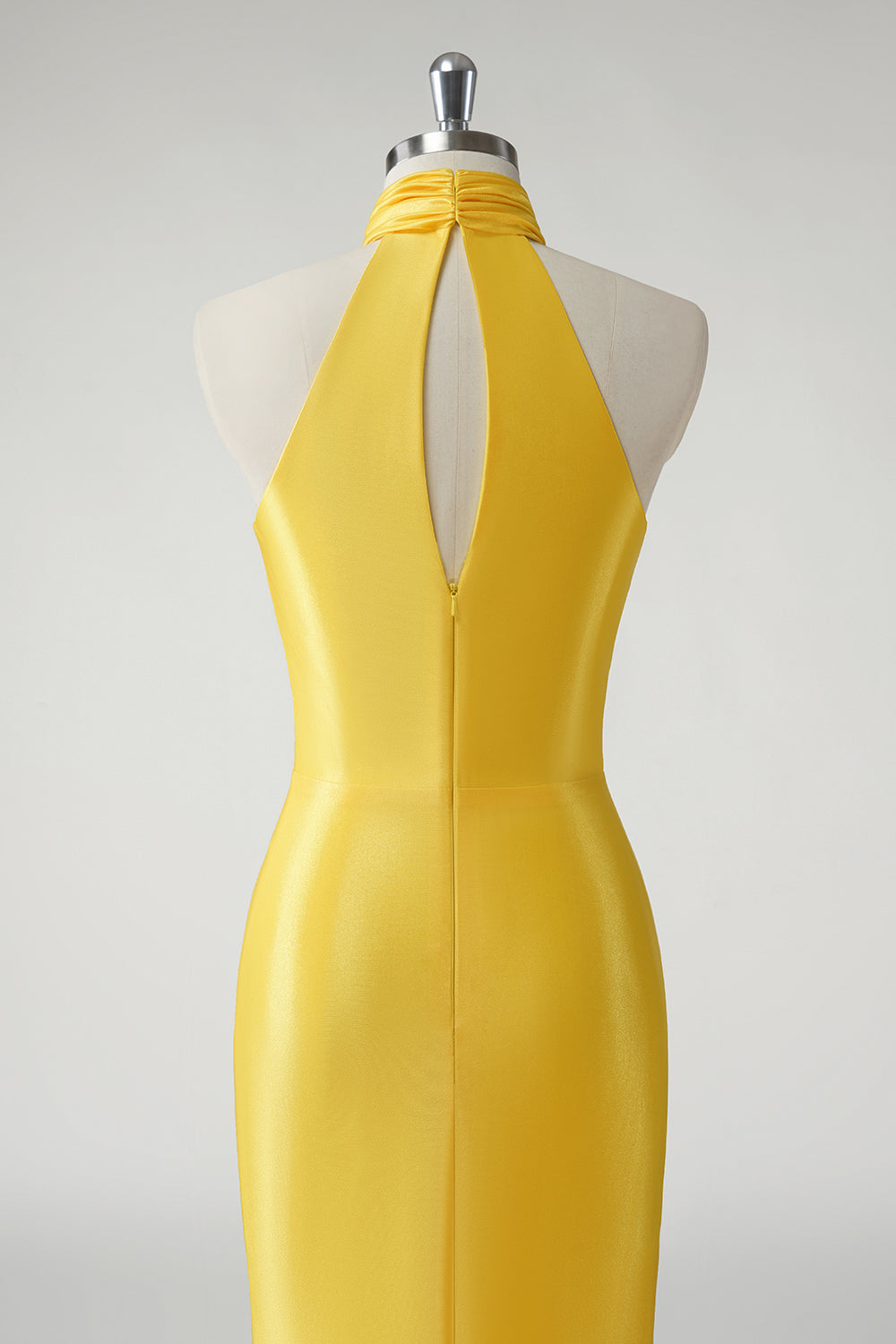 Sirène jaune Robe De Soirée en satin dos nu