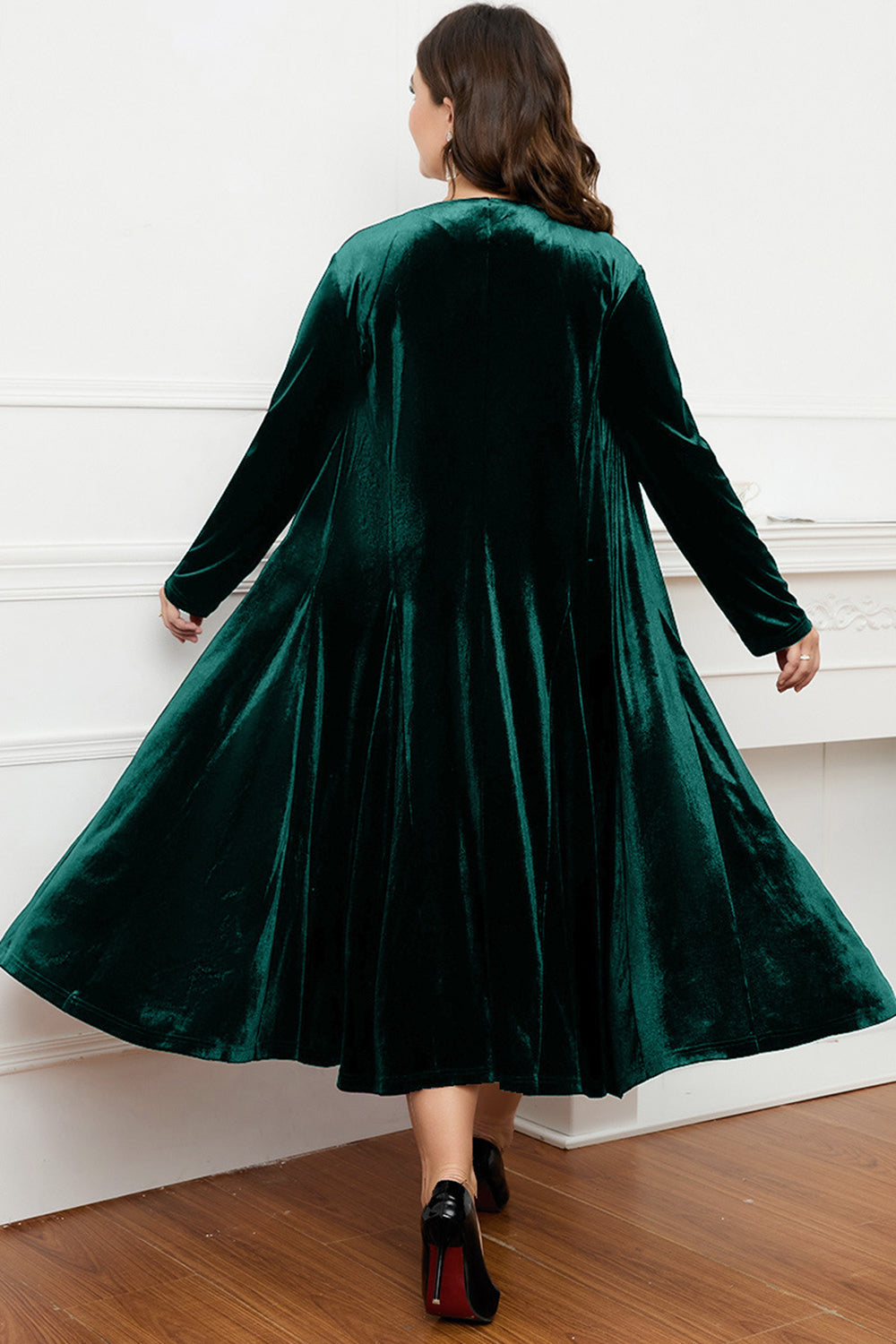 Robe noire à col rond à manches longues trapèze Mère de la mariée