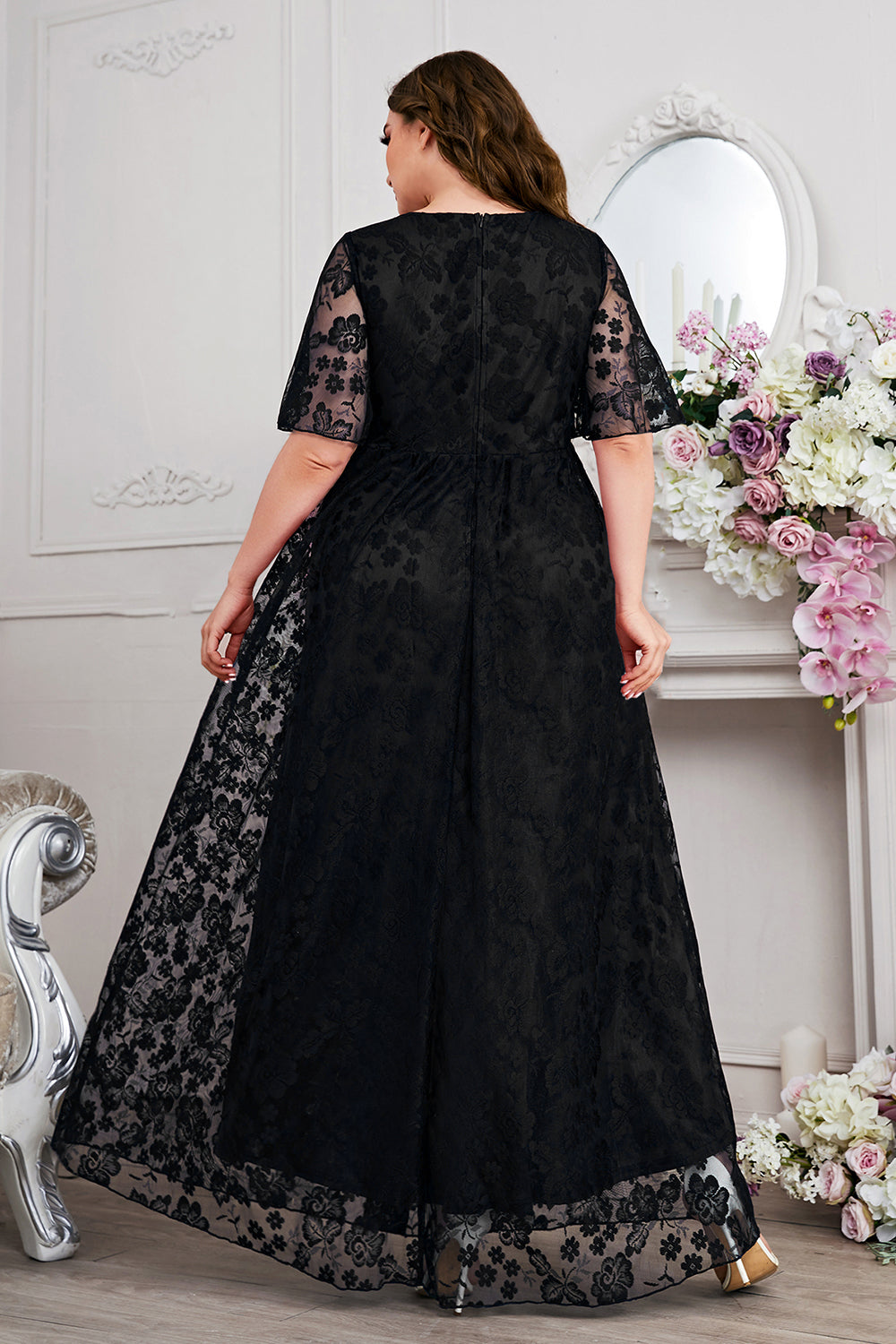 Bleu marine A-ligne dentelle col en V manches courtes Robe longue mère de la mariée