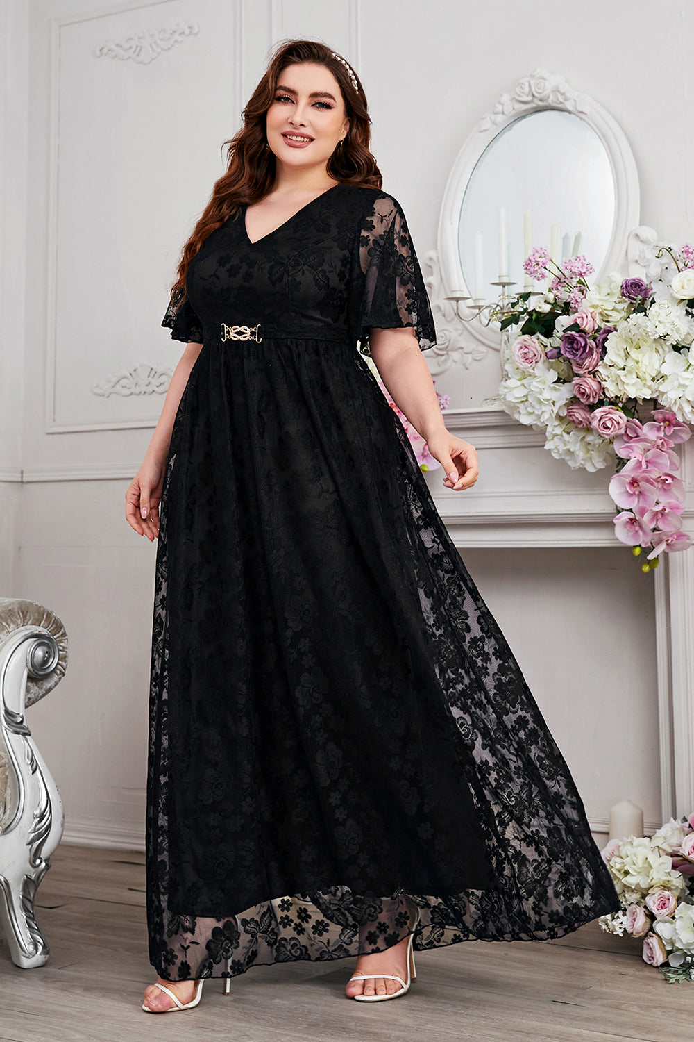 Bleu marine A-ligne dentelle col en V manches courtes Robe longue mère de la mariée