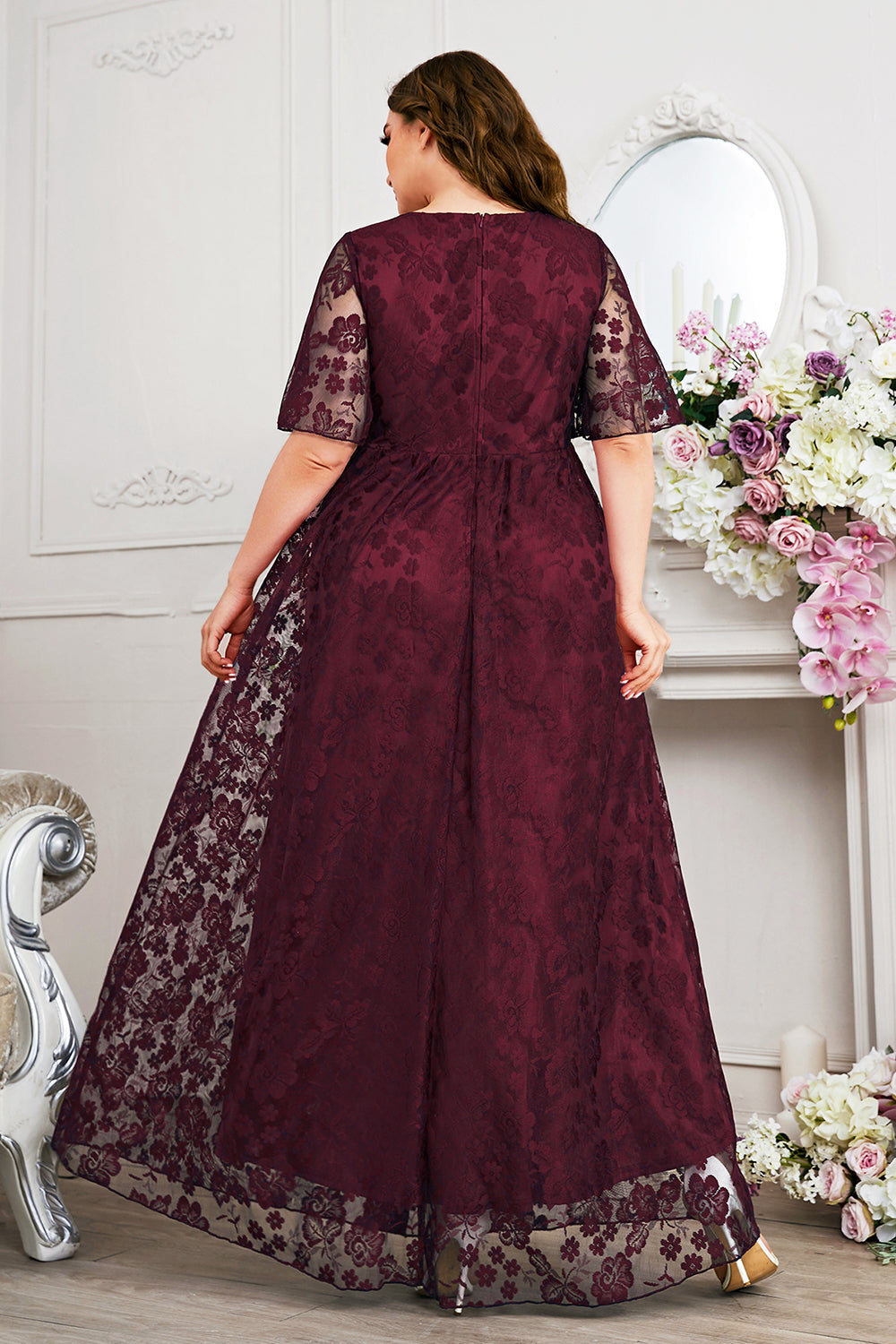 Bleu marine A-ligne dentelle col en V manches courtes Robe longue mère de la mariée