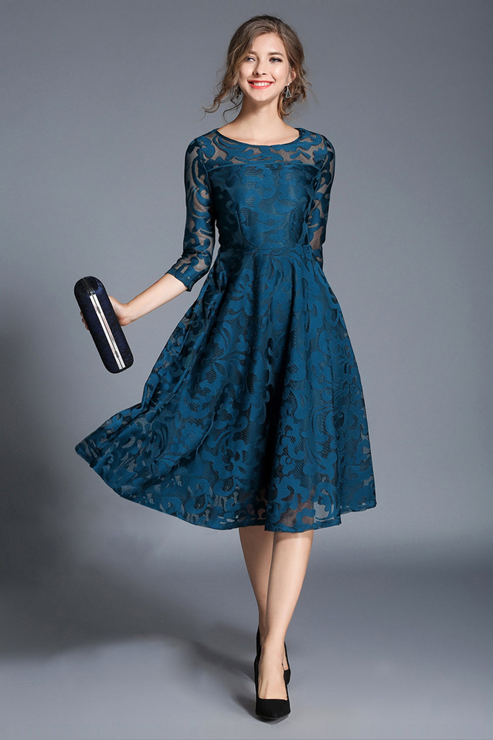 Paon trapèze col rond demi-manches midi Robe mère de la mariée