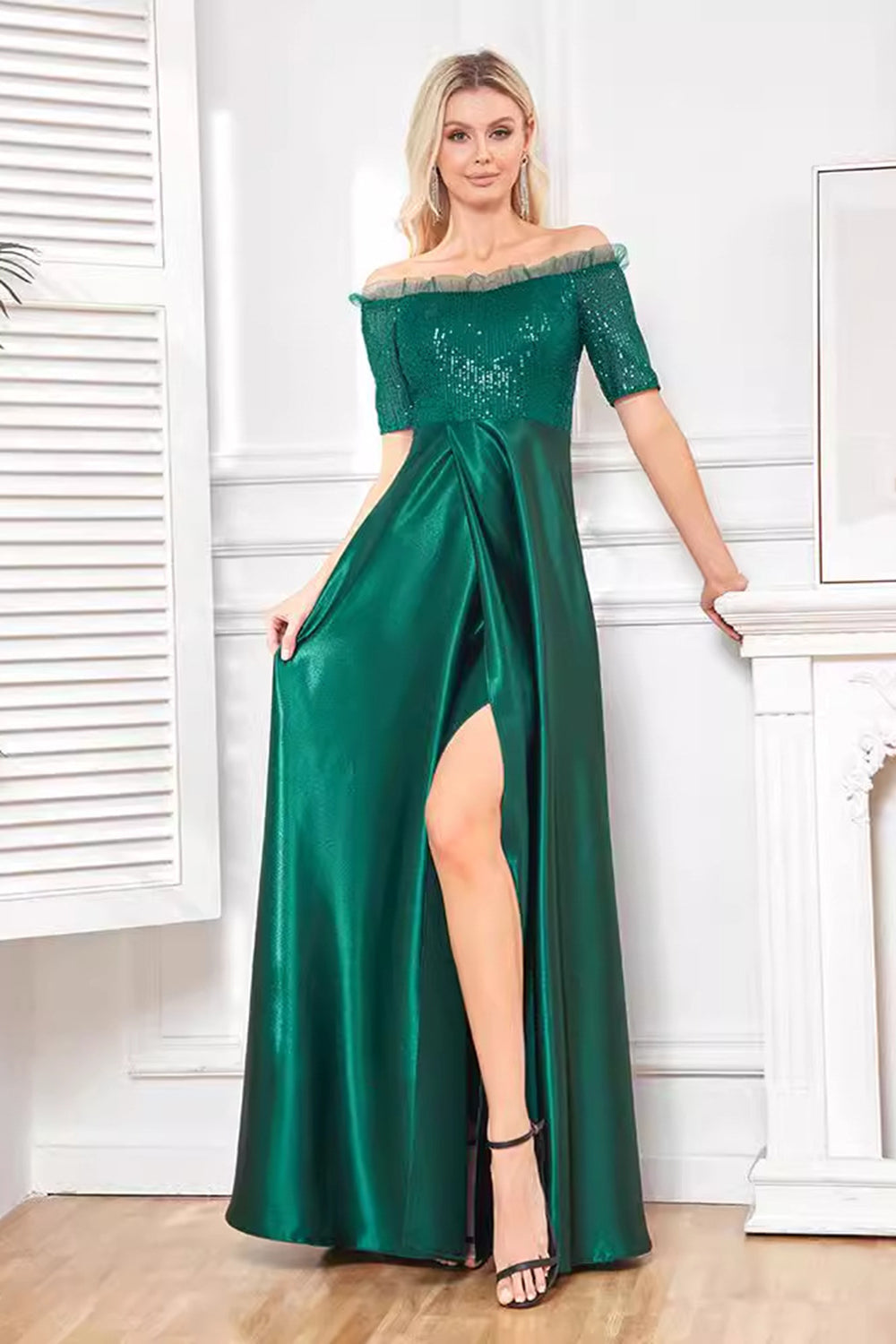 Satin vert foncé scintillant Une ligne Robe mère de la mariée