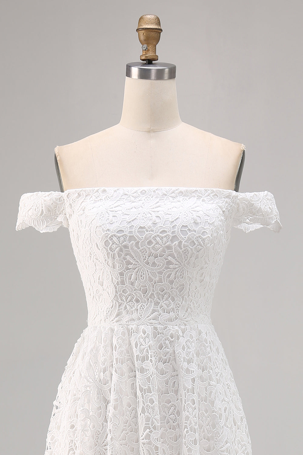 Robe de mariée bohème blanche en dentelle à épaules dénudées