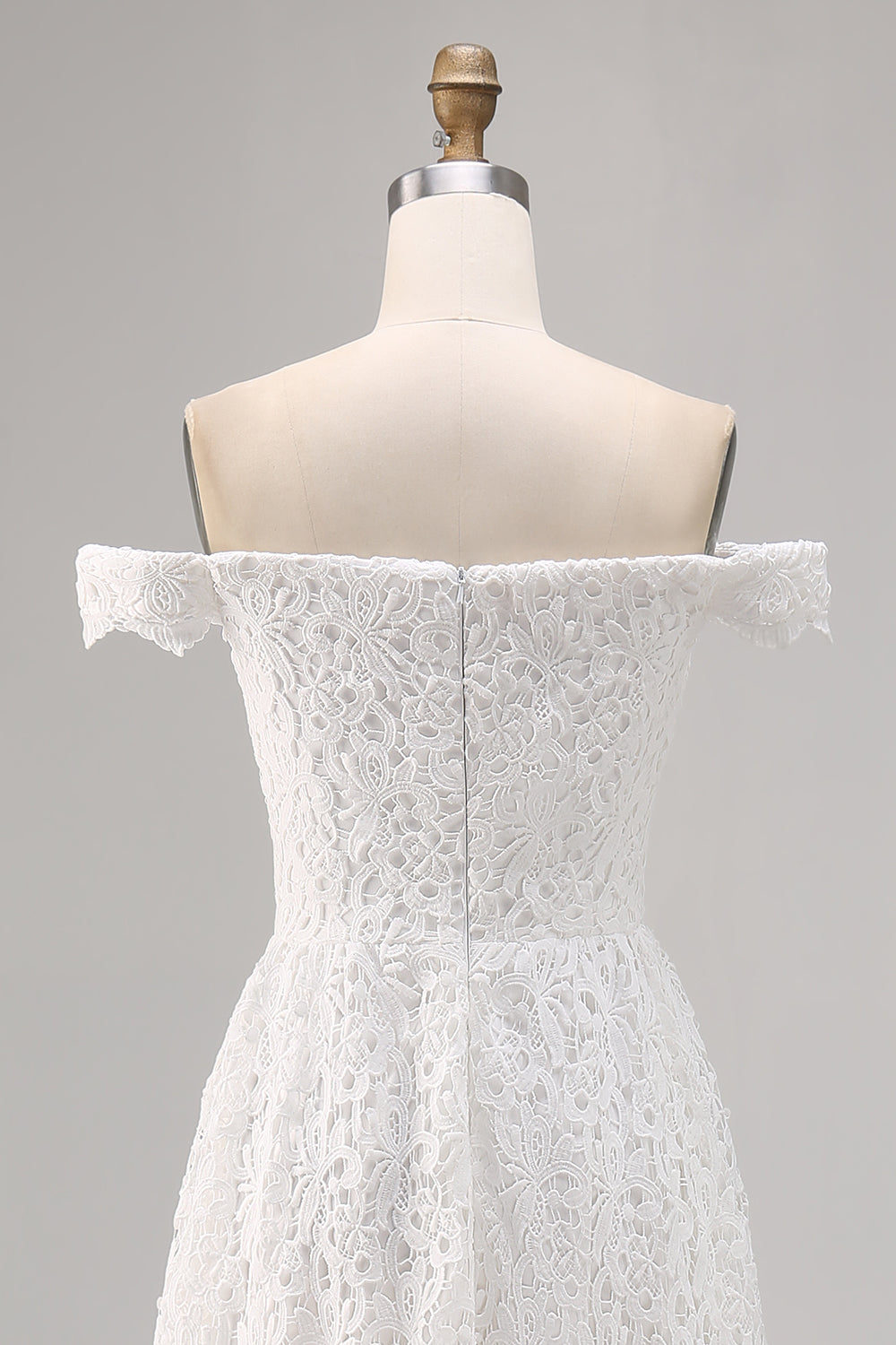 Robe de mariée bohème blanche en dentelle à épaules dénudées