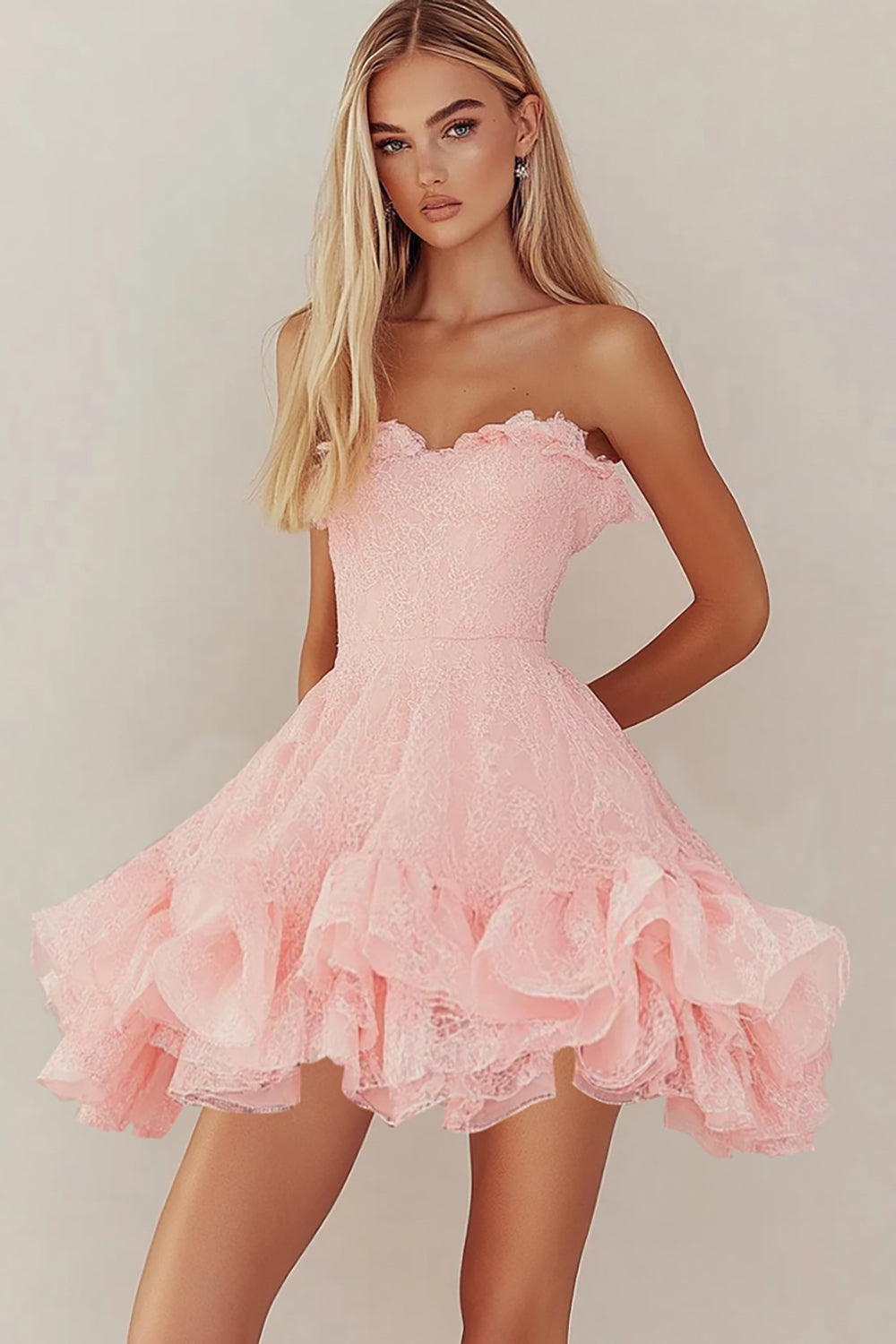 Robe courte de graduation en dentelle rose chérie avec volants