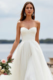 Robe de mariée en tulle blanc Sweetheart une ligne Boho Sweep Train