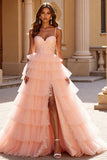 Robe de bal longue en tulle blush avec appliques