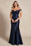 Robe longue mère de la mariée en satin bleu marine scintillante