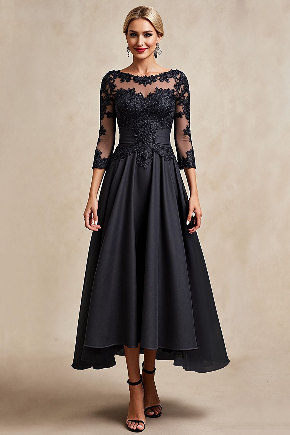 Noir A Ligne 3/4 Manches Thé Longueur Mère de la Mariée Robe avec Appliques