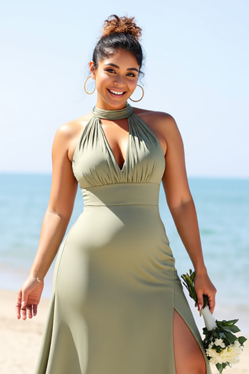 Olive Plus Size Dos Nu Satin Longue Robe de demoiselle d’honneur avec fente