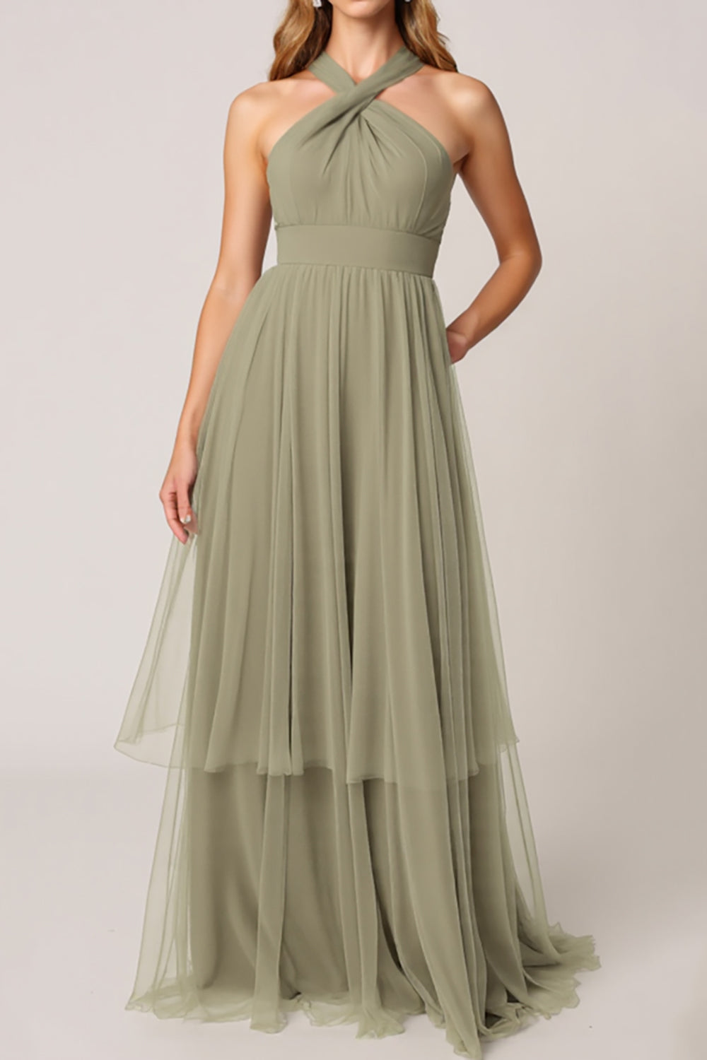 Robe de demoiselle d’honneur longue dos nu en tulle olive