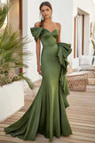 Robe longue formelle olive à une épaule