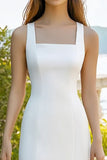 Robe mi-longue en satin blanc fourreau