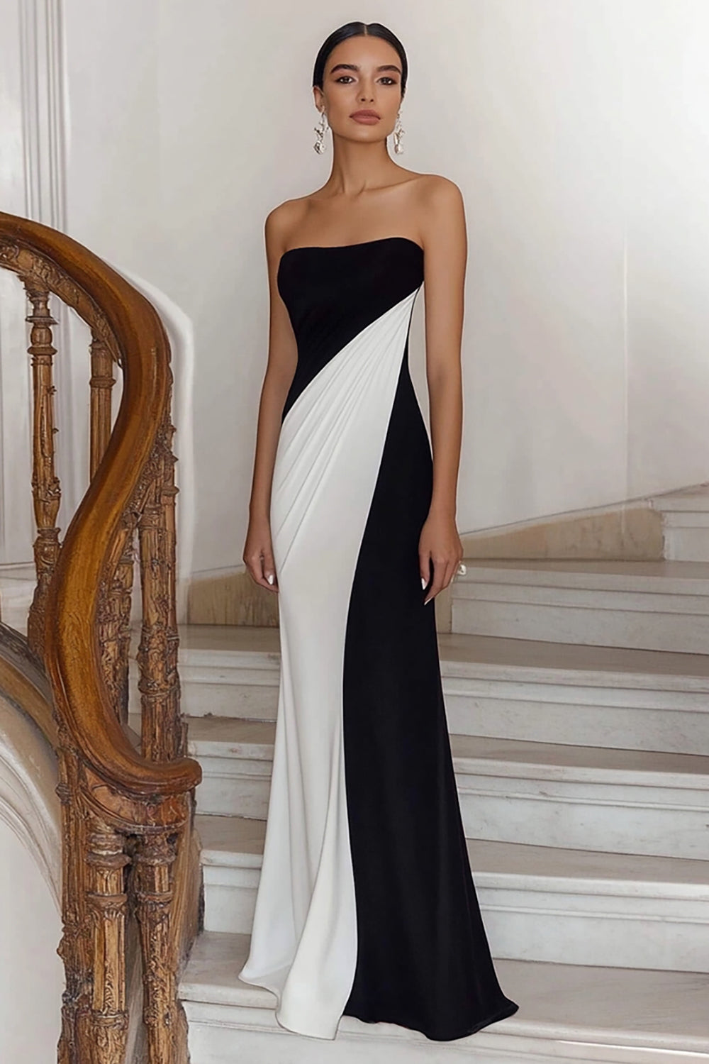 Robe formelle sans bretelles noire et blanche