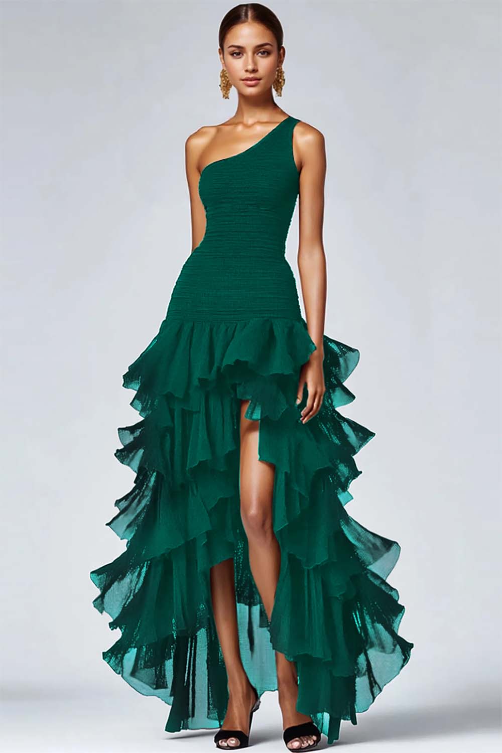 Une épaule volantée une ligne robe formelle noire avec fente