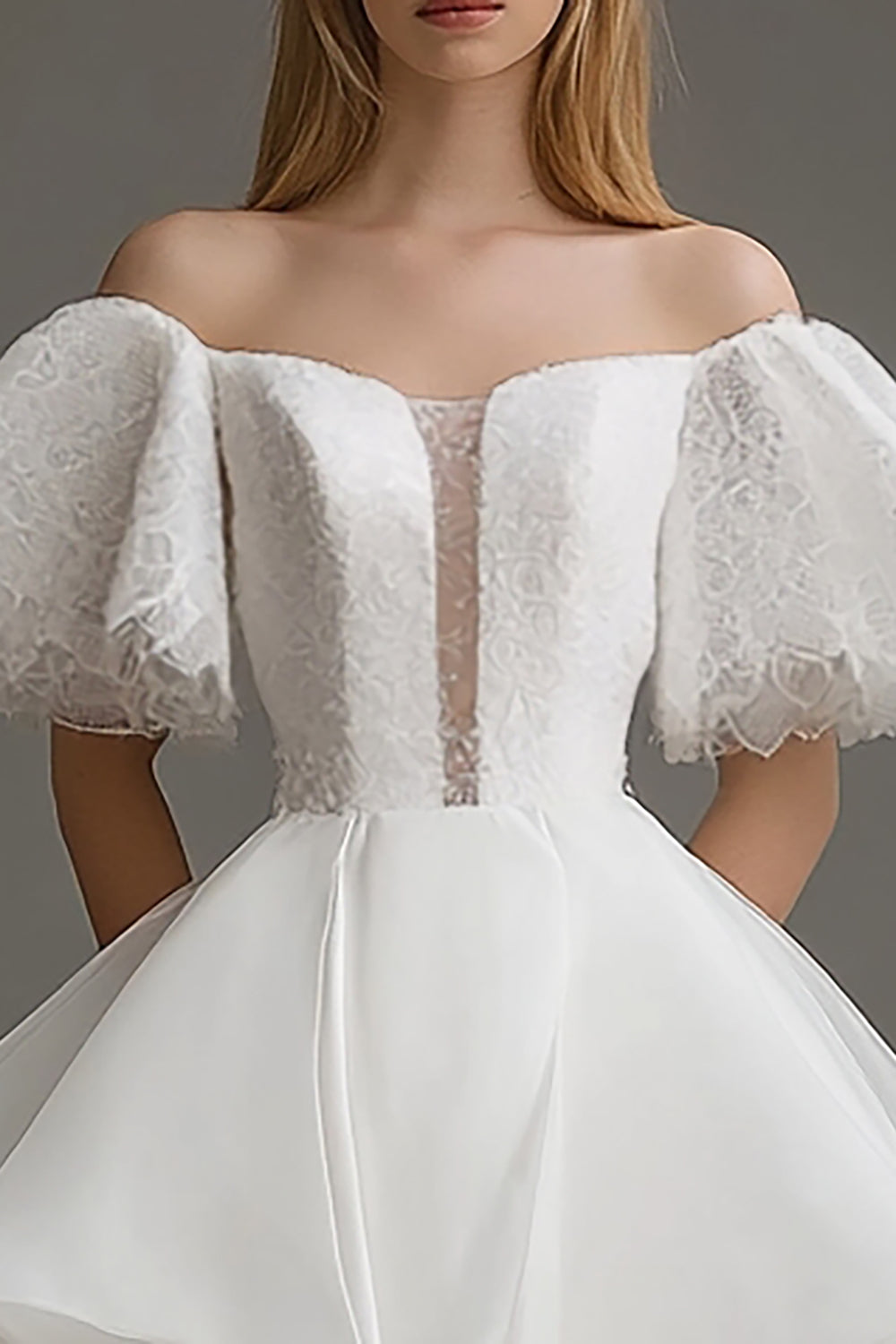 Robe de graduation en tulle blanc à épaules dénudées avec dentelle
