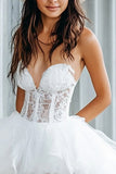 Robe de mariée corset blanc en dentelle High-Low