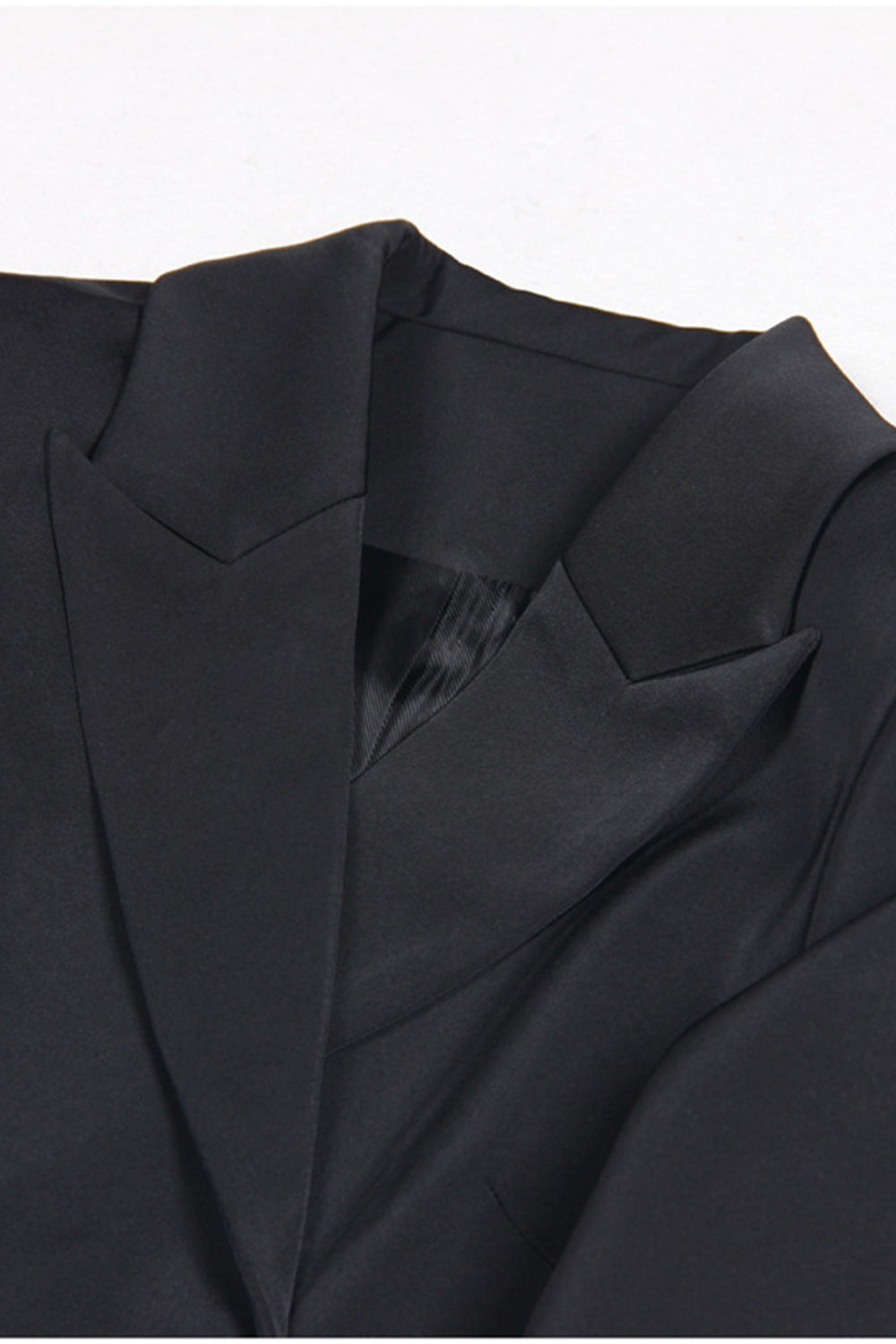 Noir 2 Pièce Peak Lapel Short Femmes Bal Costumes avec Plume