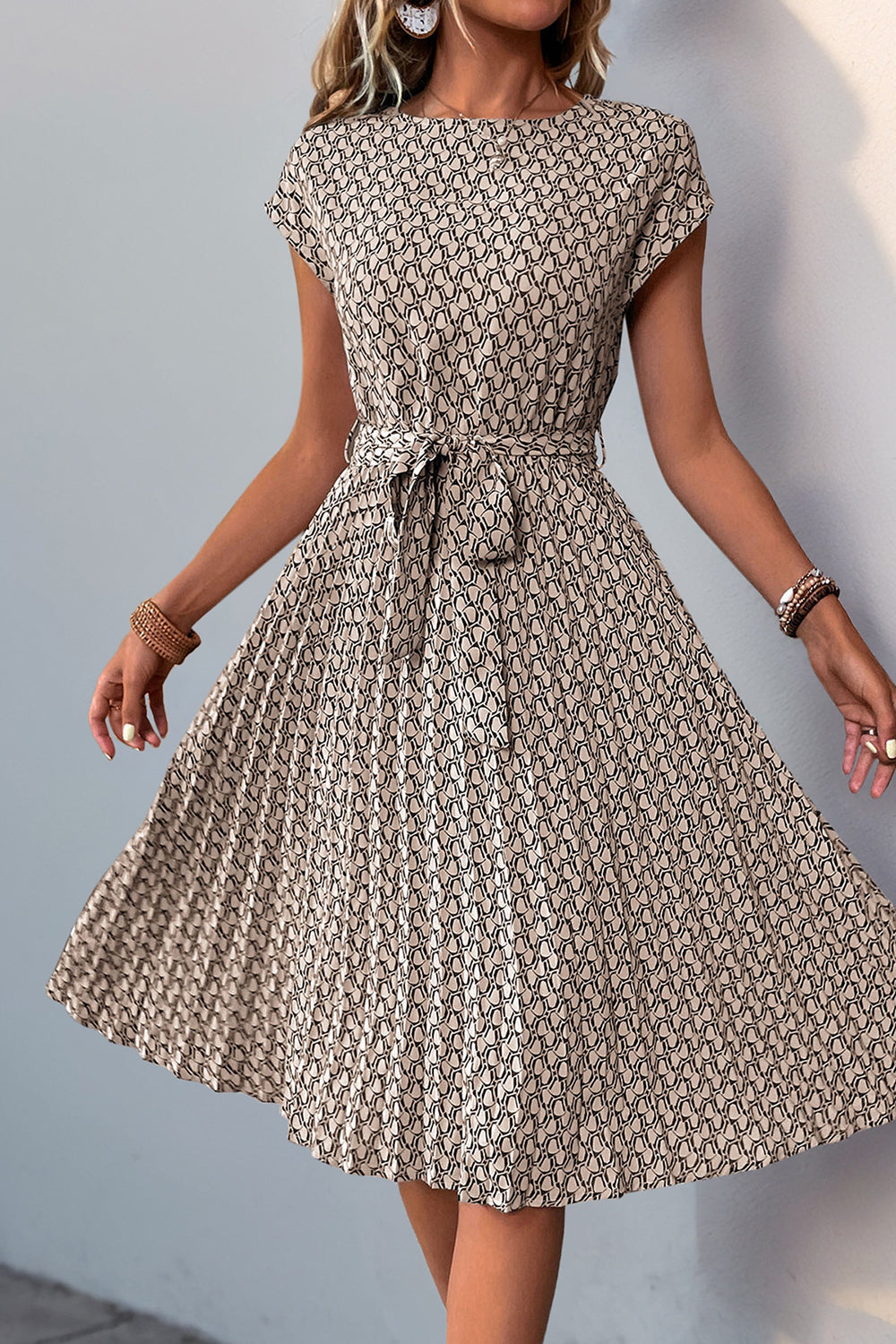 Robe d’été midi à fleurs vertes