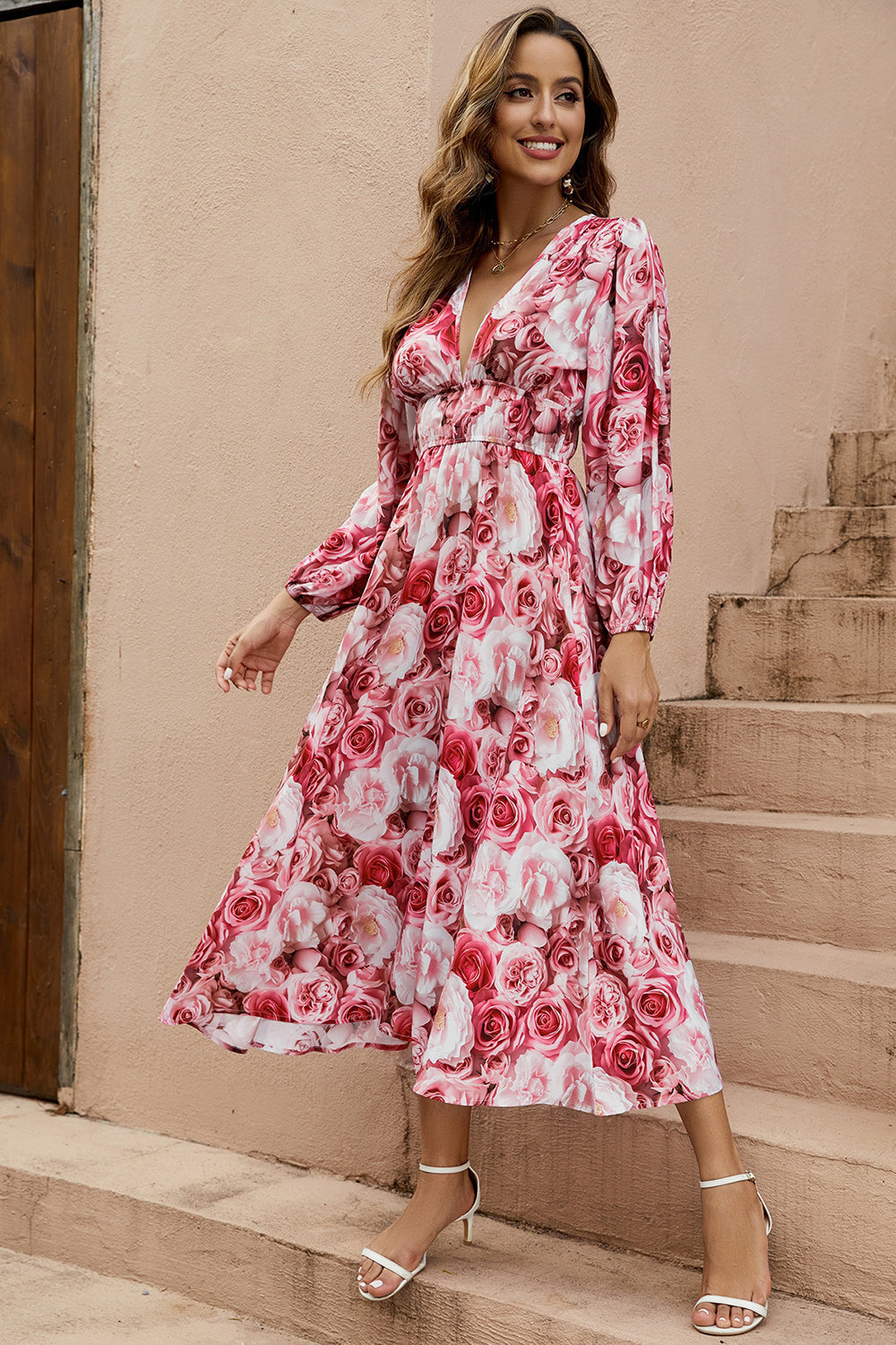 Robe d’été à manches longues à col en V floral rouge