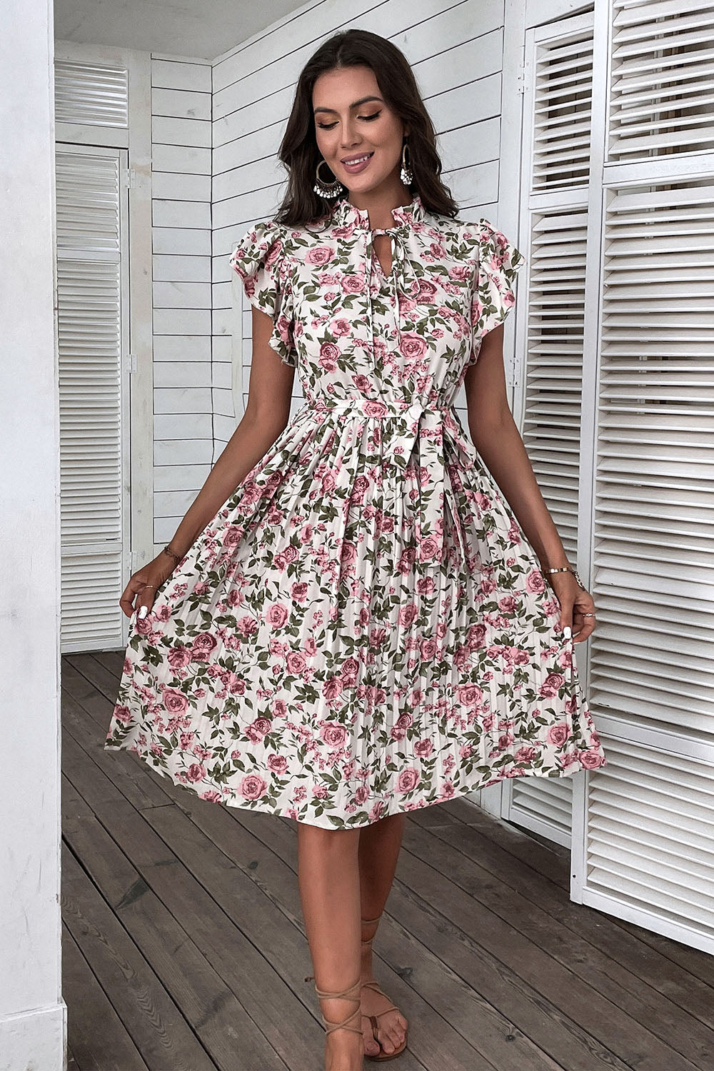 Robe d’été plissée à fleurs aligne blanche rose