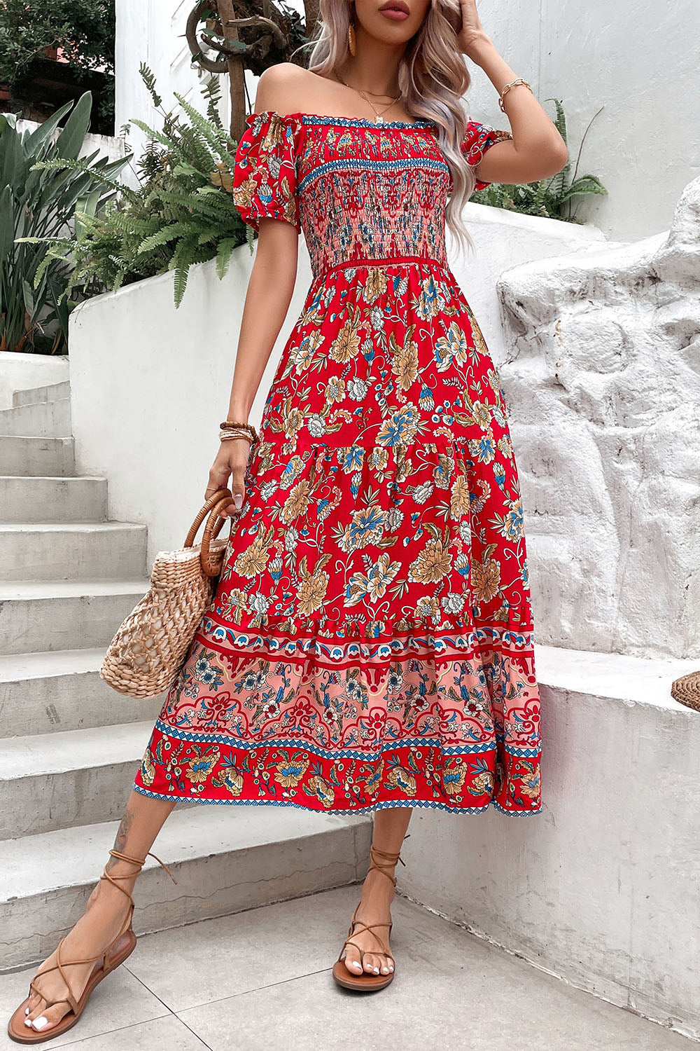 Robe d’été imprimée verte à épaules dénudées